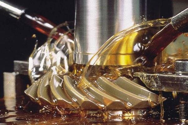 Các yếu tố quyết định chất lượng của một loại dầu nhớt