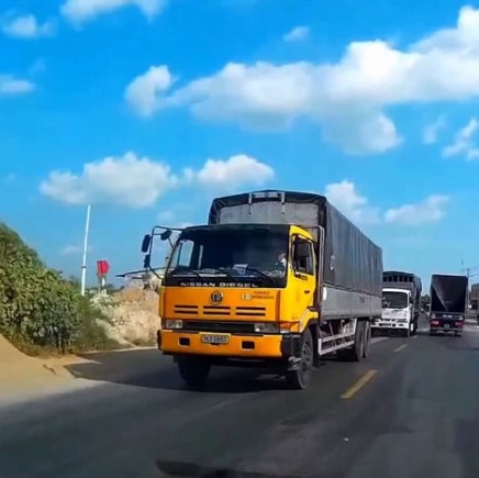 Top 5 món đồ ý nghĩa không thể bỏ qua dành cho những người lái xe tải