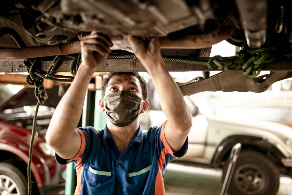 Không đeo các phụ kiện trang sức không cần thiết