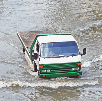 Bảo hiểm bồi thường ô tô bị ngập nước thế nào?
