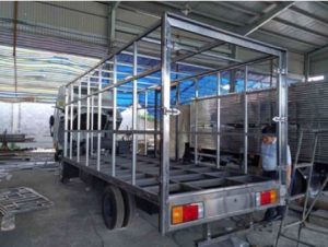 Sửa thùng xe tải cần kiểm tra thùng xe cần phải tiến hành kỹ lưỡng để hiểu rõ tình trạng xe