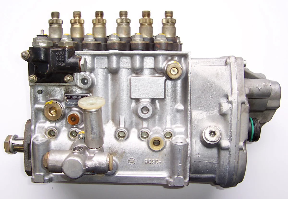 Bơm cao áp thẳng hàng điều khiển điện tử (EDC) của động cơ diesel